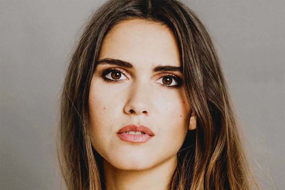 Joyce Jonathan - null